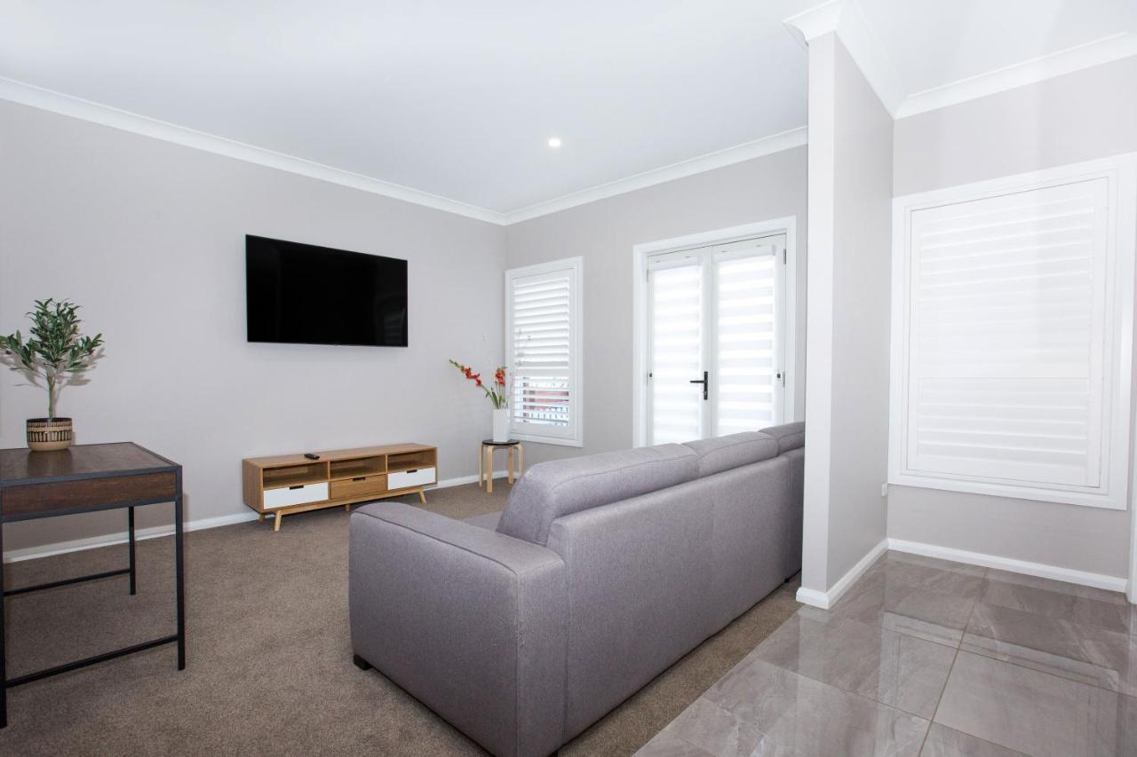 Best Central Wagga Townhouse Wagga Wagga Exterior photo